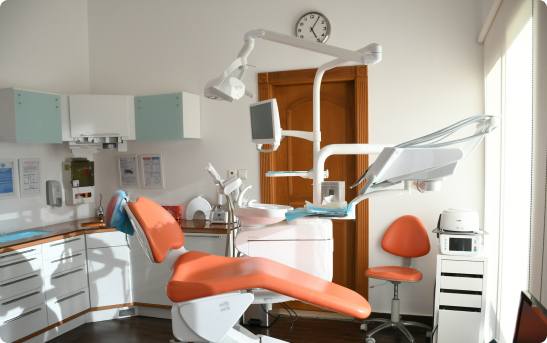Dentist in Edinburg