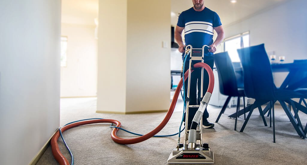 What Should You Look for in a Professional Rug Cleaning Service?